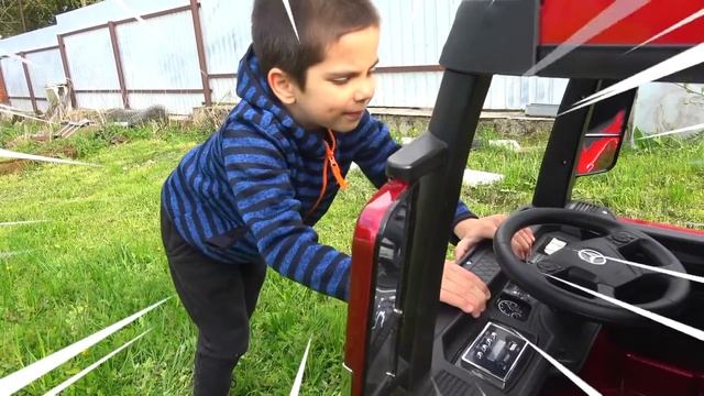 urgently, the children's truck landed in the mud and got stuck смотреть онлайн