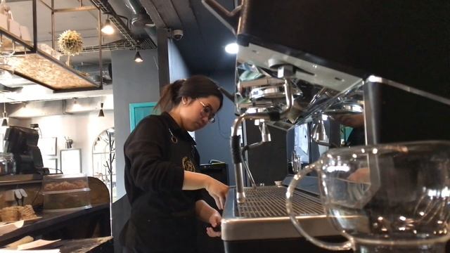 день из жизни / бариста ☕️ смотреть онлайн