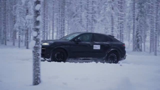 The new Porsche Cayenne: Testing смотреть онлайн