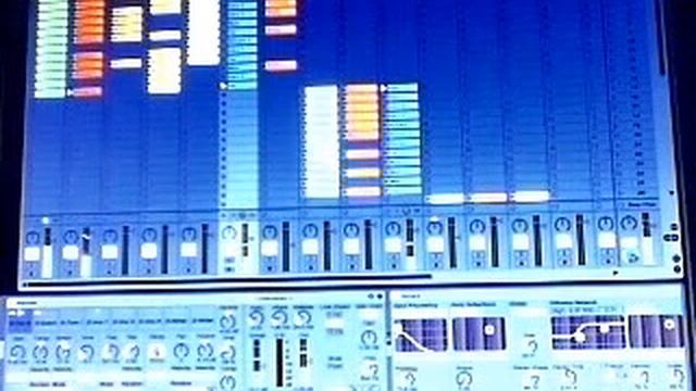 TeK_TO_KnoW: MINIMAL-TECHNO @ Ableton Live : BASS IN YOUR FACE смотреть онлайн