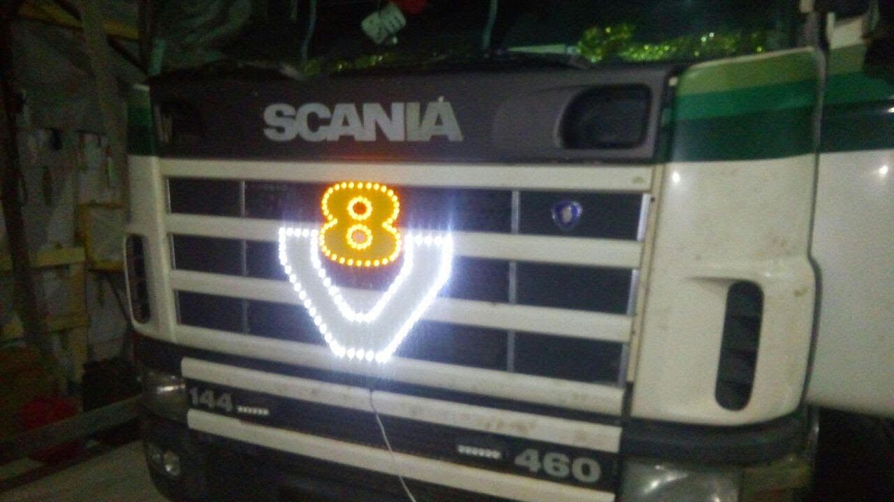 Светодиодная эмблема на капот Scania V8