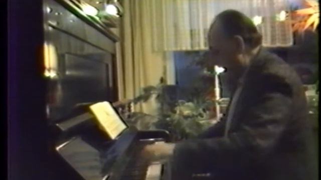 Christmas Carols Piano Recital Alexander Kern 1985 смотреть онлайн
