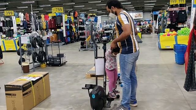 #DIML || WHEATGRASS JUICE AT HOME || DECATHLON VISIT || YOGA MAT || SKIPPING || KATHYA-RAMESH VLOGS смотреть онлайн