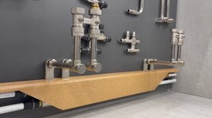 Как спрятать трубы в плинтус. Закрываем трубы отопления красиво. Плинтус Tece