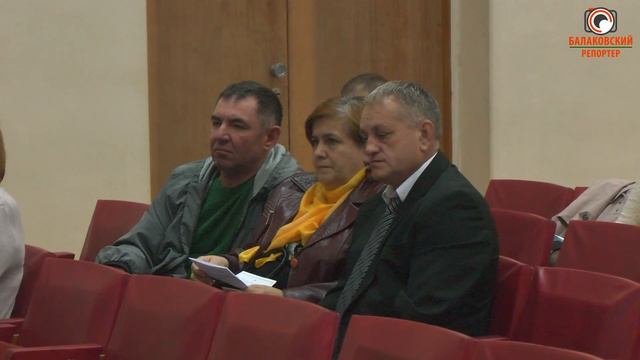 Перенос "красной линии": самовольные постройки пытались узаконить через публичные слушания смотреть онлайн