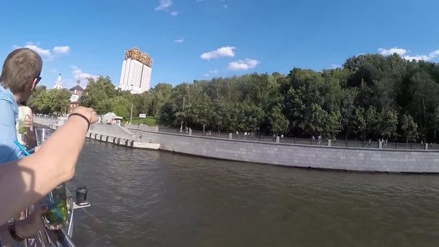 Яхта Radisson. Парк Горького. Девушка Миши. Самые Мажорные Места Москвы смотреть онлайн