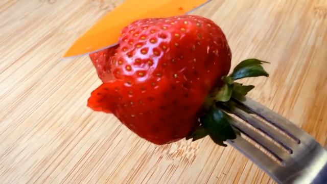 How To Make A Strawberry Rose смотреть онлайн