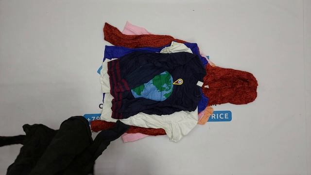 26729 Свитера детские BOY SWEATER 1/2 (extra) 2 пак 20кг 6.2€/кг 104шт