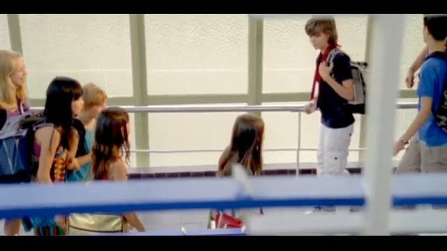 Laura Omloop - Stapelgek Op Jou смотреть онлайн