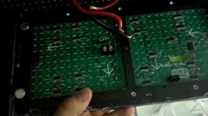 Демонтаж и монтаж модуля светодиодного экрана