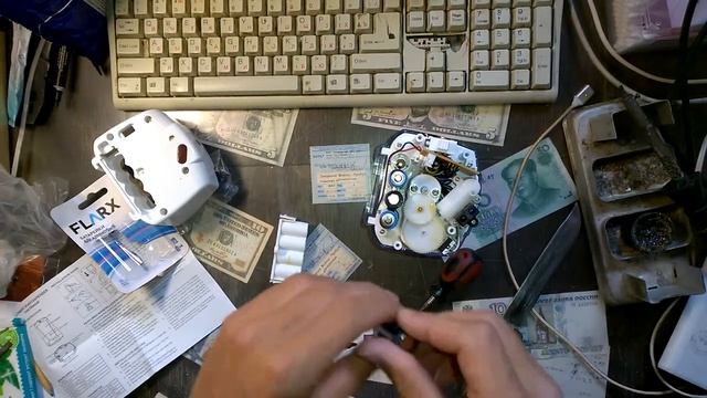 Автоматический дозатор мыла или диспенсер смотреть онлайн