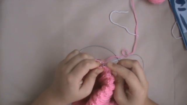 AlinaVjazet детскую шапочку с ушками и на подкладе. Часть 2. Как связать ушки? смотреть онлайн