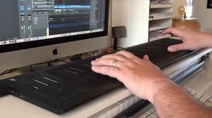 Roli Seboard rise 49 - Impact Soundworks Archtop Hollowbody Electric Guitar