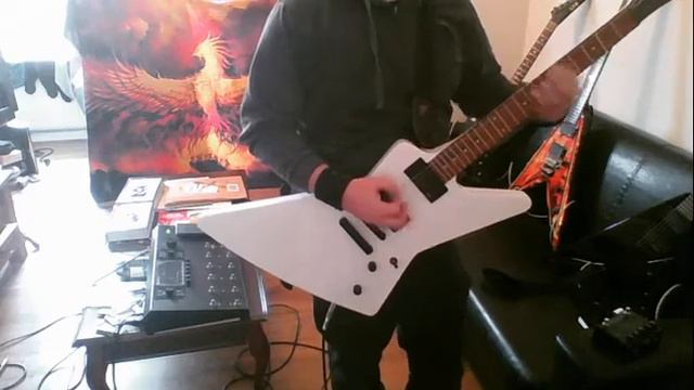 Metal riffs on an Epiphone ‘84 Custom Explorer. смотреть онлайн
