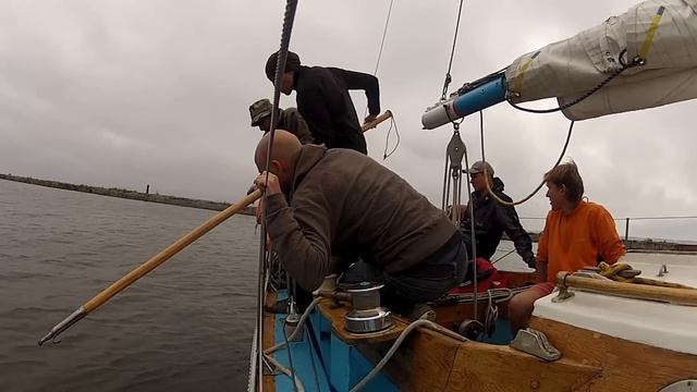 Парусная яхта Л-6 Сольвейг. Поход на форт Обручев смотреть онлайн