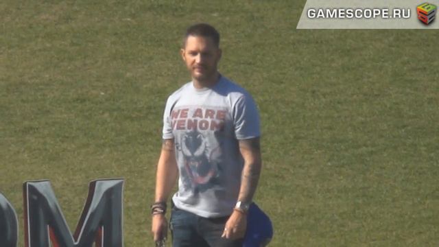 Фотоколл фильма Веном (Том Харди) смотреть онлайн