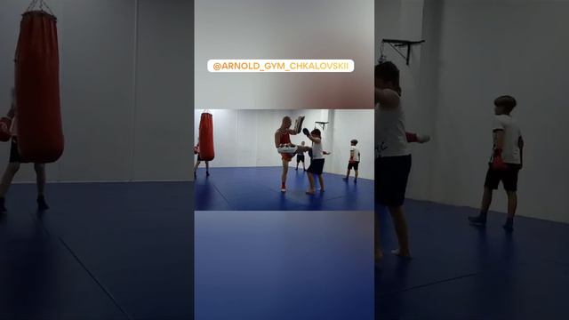 тайский бокс. щёлково. ТЦПИЛОТ. #sport #муайтай #muaythai #тайскийбокс #fitness #спорт #gym смотреть онлайн