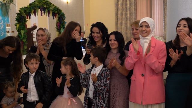 ПАТИМАТ РАСУЛОВА ЗАЖИГАЕТ СВАДЬБУ ????????? смотреть онлайн