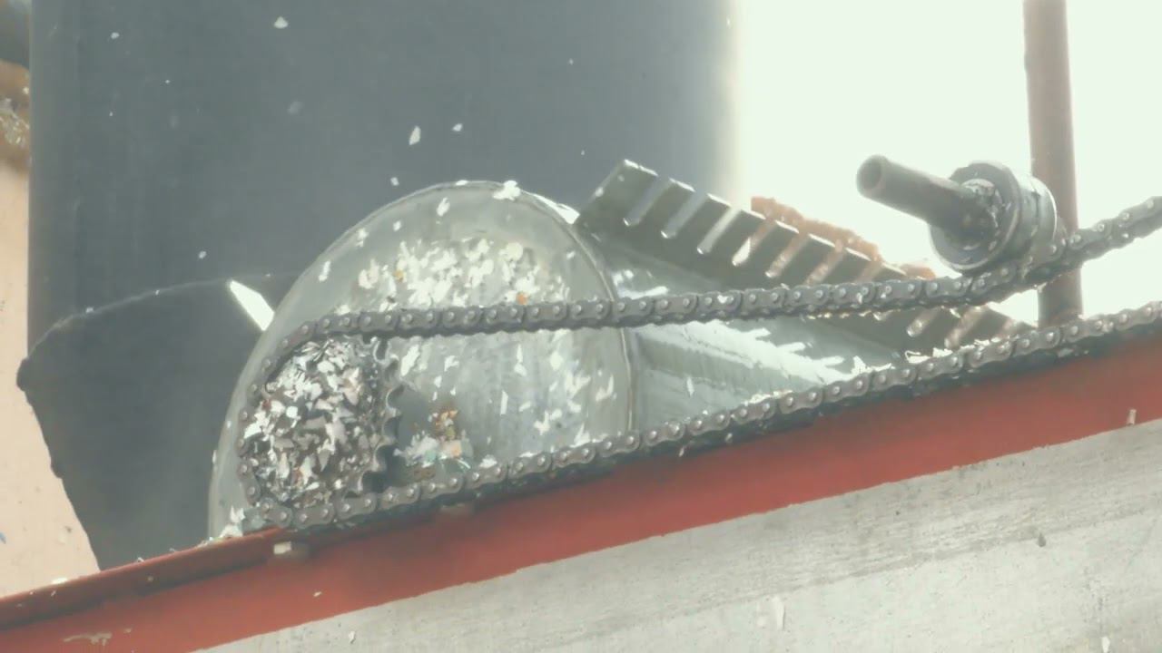 Как получают деньги из мусора смотреть онлайн