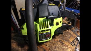 Бензопила Poulan 2250!Что то такое ,...пластмассовенькое!)