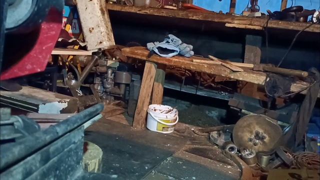 сделал четырёх-лопастный бумеранг из двух досок смотреть онлайн