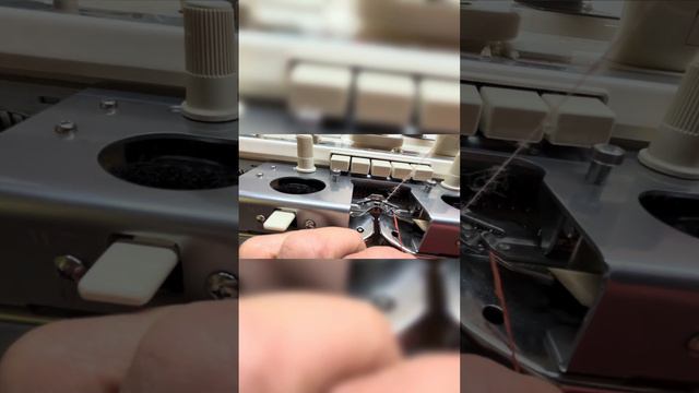 Упали петли на вязальной машине смотреть онлайн