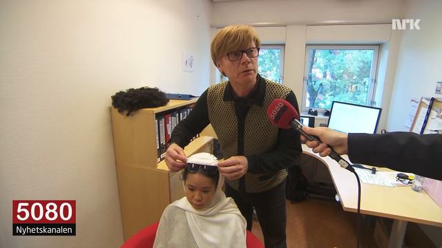 Retten slår fast: Alle som er teite nok til å stripe håret når de går med hijab bør få lov смотреть онлайн