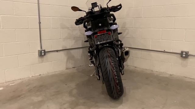 23 BMW S1000XR Low 6G41812 смотреть онлайн