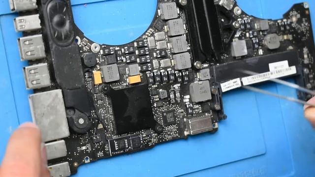 Macbook Pro 2011 GPU problem fix - Tiresias (the GPU killer) смотреть онлайн