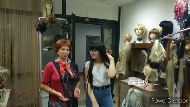 Женщина Ольга пришла померить парик в итоге как всегда купила!!! смотреть онлайн