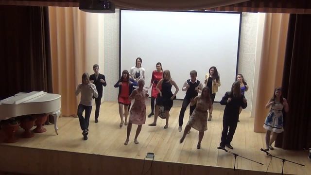 3 [Танцы, песни, пляски. Свет, занавес, конец.] смотреть онлайн