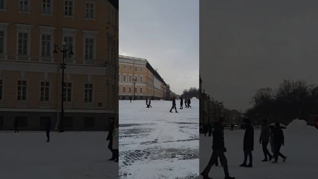 Дворцовая площадь и красивые песни 8 марта🤗 смотреть онлайн