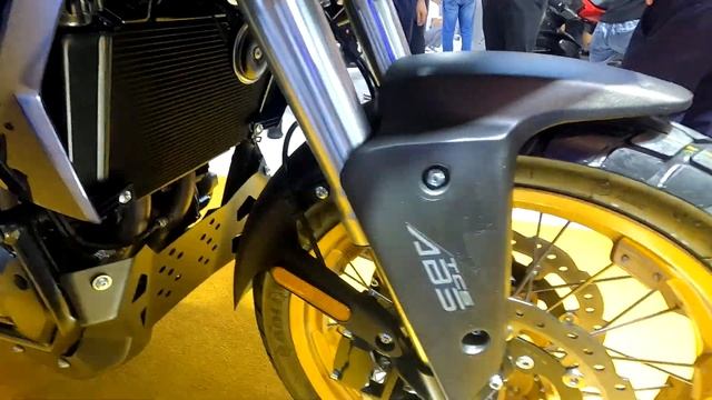 Выставка CIMA, часть 17.1. Мотоциклы и скутеры CYCLONE (ZONGSHEN).