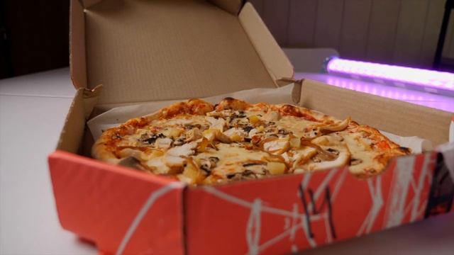 Заказал Пиццу в Токио Сити и снял про нее видео на Panasonic GH5/ 2020