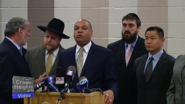 Press Conference Held in Wake of Video of Police Brutality смотреть онлайн