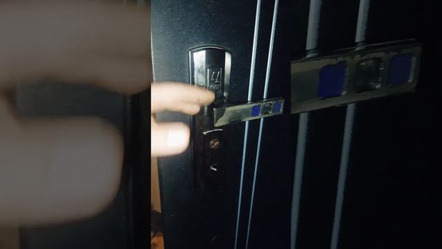 замена автомотического замка и цилиндра. #заменазамка #заменацилиндра #замок #дверь #новыеключи смотреть онлайн