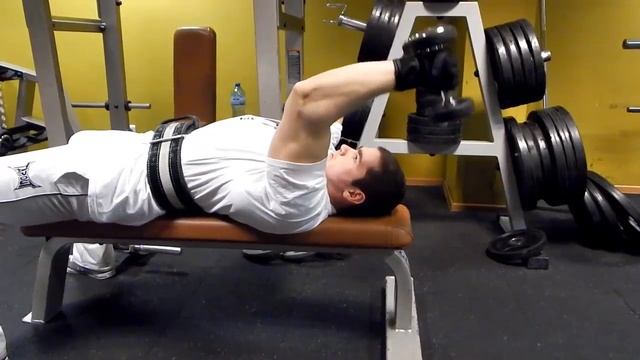 Разгъване на дъмбели за трицепс смотреть онлайн