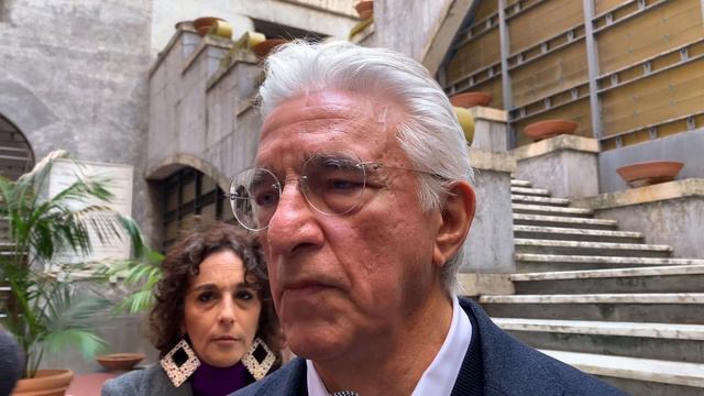 Le ultime novità sul Capodanno in Piazza Amendola a Salerno, intervista sindaco Enzo Napoli смотреть онлайн