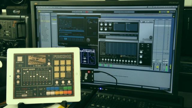 Creating a track using FunkBox, Little MIDI and the iRig MIDI interface смотреть онлайн