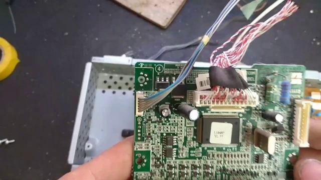Монитор LG L194WT белый экран смотреть онлайн