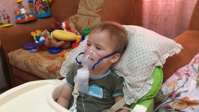 Вот так мы лечим простуду небулайзером That's how we treat a cold nebulizer смотреть онлайн