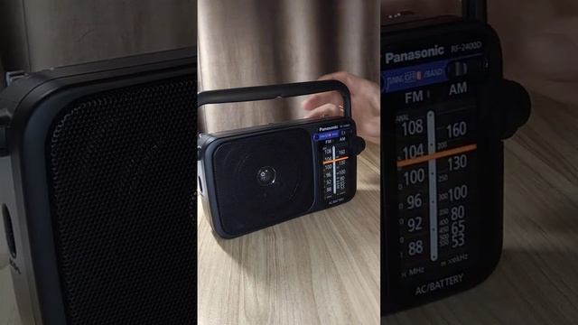 Радіоприймач Panasonic RF-2400D смотреть онлайн