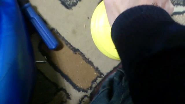 Как накачать мяч для фитнеса смотреть онлайн