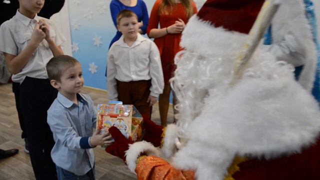 Новый год в каждый дом смотреть онлайн