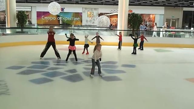 Фигурное катание, веселые коньки смотреть онлайн