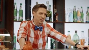 Врач делает операцию другу БЕЗ НАРКОЗА - Горячие танцы девушки - На троих! Юмор и Приколы.mp4