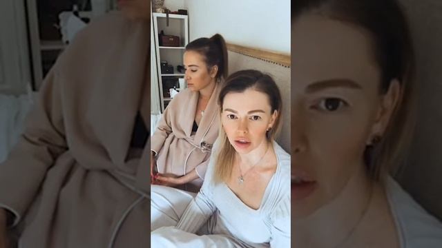 Депривация сна как путь к тотальному удовольствию от жизни. Катерина Санторина и Юлия Бериссе смотреть онлайн