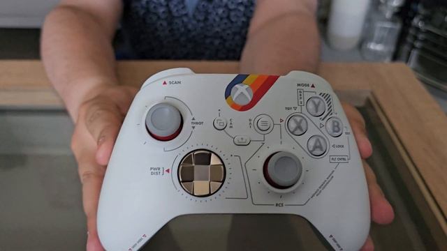 Starfield XBOX Controller Unboxing смотреть онлайн