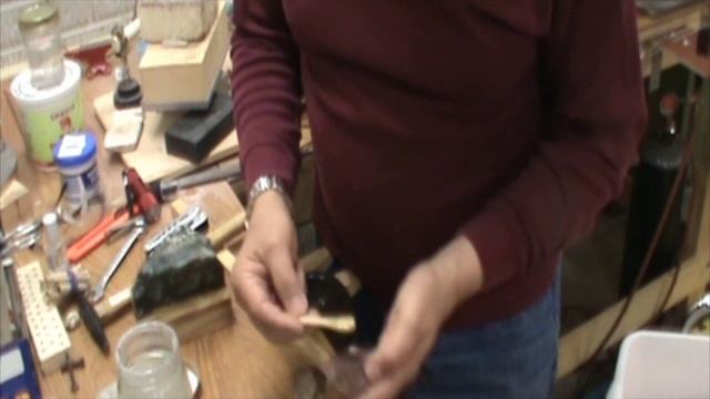 How to Glue Rock-Ends Using Water Glass смотреть онлайн