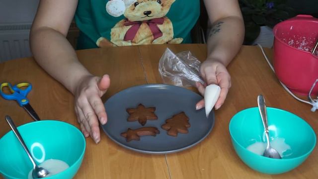 KRALJEVSKA GLAZURA za medenjake recept 🍪 Royal icing смотреть онлайн